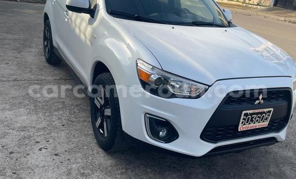 Sayi Imported Mitsubishi RVR White Mota in Douala a Ƙasar Kamaru Sayi Imported Mitsubishi RVR White Mota in Douala a Ƙasar Kamaru