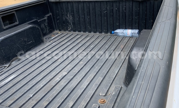 Acheter Occasion Voiture Toyota Tacoma Blanc à Douala, Littoral Cameroon Acheter Occasion Voiture Toyota Tacoma Blanc à Douala, Littoral Cameroon