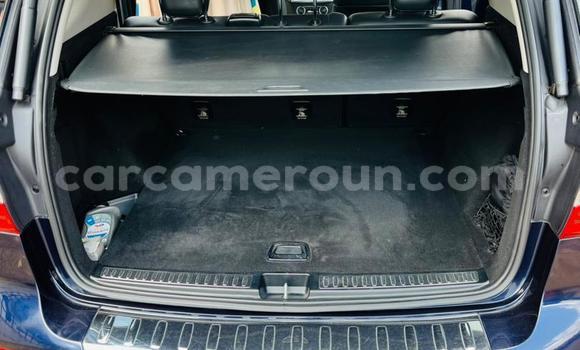Acheter Occasion Voiture Mercedes‒Benz ML–Class Bleu à Yaoundé, Central Cameroon Acheter Occasion Voiture Mercedes‒Benz ML–Class Bleu à Yaoundé, Central Cameroon