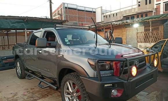 Acheter Occasion Voiture Toyota Tundra Noir à Yaoundé, Central Cameroon Acheter Occasion Voiture Toyota Tundra Noir à Yaoundé, Central Cameroon