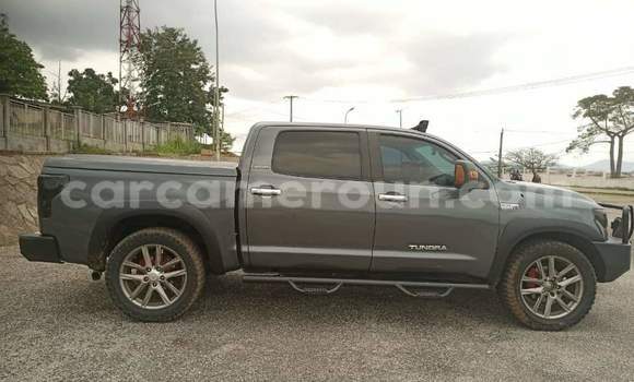 Acheter Occasion Voiture Toyota Tundra Noir à Yaoundé, Central Cameroon Acheter Occasion Voiture Toyota Tundra Noir à Yaoundé, Central Cameroon