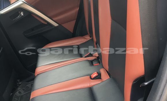 Acheter Import Voiture Toyota RAV4 Autre à Douala, Littoral Cameroon Acheter Import Voiture Toyota RAV4 Autre à Douala, Littoral Cameroon