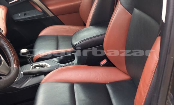 Acheter Import Voiture Toyota RAV4 Autre à Douala, Littoral Cameroon Acheter Import Voiture Toyota RAV4 Autre à Douala, Littoral Cameroon