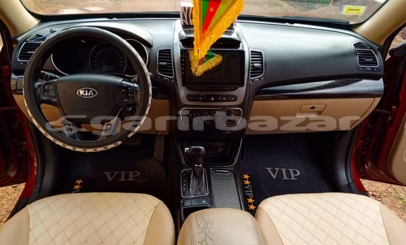 Sayi Na hannu Kia Sorento Red Mota in Yaounde a Babban Kamaru Sayi Na hannu Kia Sorento Red Mota in Yaounde a Babban Kamaru