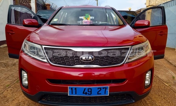 Sayi Na hannu Kia Sorento Red Mota in Yaounde a Babban Kamaru Sayi Na hannu Kia Sorento Red Mota in Yaounde a Babban Kamaru