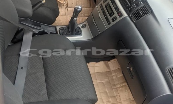 Sayi Na hannu Toyota Corolla Sauran Mota in Yaounde a Babban Kamaru Sayi Na hannu Toyota Corolla Sauran Mota in Yaounde a Babban Kamaru