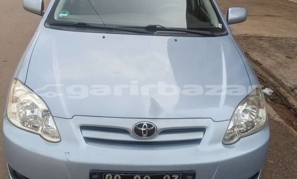 Sayi Na hannu Toyota Corolla Sauran Mota in Yaounde a Babban Kamaru Sayi Na hannu Toyota Corolla Sauran Mota in Yaounde a Babban Kamaru