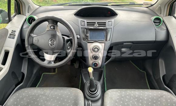 Sayi Na hannu Toyota Yaris Green Mota in Yaounde a Babban Kamaru Sayi Na hannu Toyota Yaris Green Mota in Yaounde a Babban Kamaru