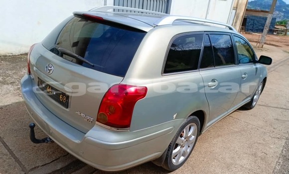 Sayi Na hannu Toyota Avensis M Mota in Yaounde a Babban Kamaru Sayi Na hannu Toyota Avensis M Mota in Yaounde a Babban Kamaru