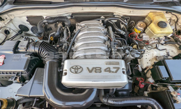 Buy Used Toyota 4Runner White Car in Douala in Littoral Cameroon Buy Used Toyota 4Runner White Car in Douala in Littoral Cameroon