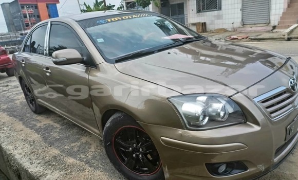 Sayi Na hannu Toyota Avensis Sauran Mota in Douala a Ƙasar Kamaru Sayi Na hannu Toyota Avensis Sauran Mota in Douala a Ƙasar Kamaru