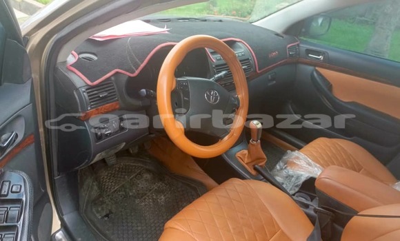 Sayi Na hannu Toyota Avensis Sauran Mota in Douala a Ƙasar Kamaru Sayi Na hannu Toyota Avensis Sauran Mota in Douala a Ƙasar Kamaru