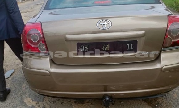 Sayi Na hannu Toyota Avensis Sauran Mota in Douala a Ƙasar Kamaru Sayi Na hannu Toyota Avensis Sauran Mota in Douala a Ƙasar Kamaru