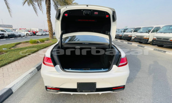 Buy Used Mercedes‒Benz S–Class White Car in Douala in Littoral Cameroon Buy Used Mercedes‒Benz S–Class White Car in Douala in Littoral Cameroon