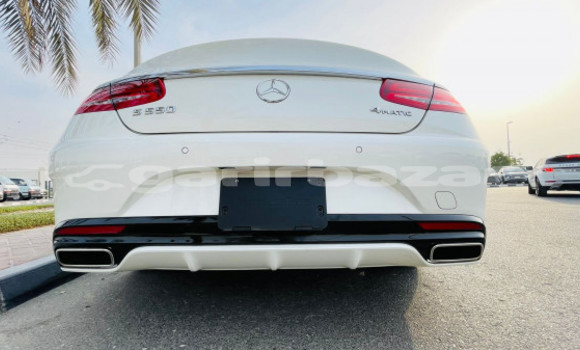 Buy Used Mercedes‒Benz S–Class White Car in Douala in Littoral Cameroon Buy Used Mercedes‒Benz S–Class White Car in Douala in Littoral Cameroon