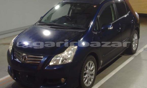 Sayi Na hannu Toyota Blade Blue Mota in Douala a Ƙasar Kamaru
