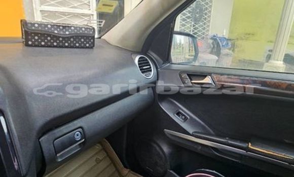 Acheter Occasion Voiture Mercedes‒Benz ML–Class Autre à Douala, Littoral Cameroon Acheter Occasion Voiture Mercedes‒Benz ML–Class Autre à Douala, Littoral Cameroon