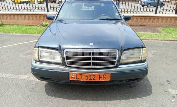 Acheter Occasion Voiture Mercedes‒Benz 190 SL Bleu à Douala, Littoral Cameroon Acheter Occasion Voiture Mercedes‒Benz 190 SL Bleu à Douala, Littoral Cameroon