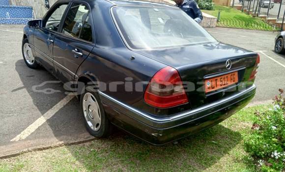 Acheter Occasion Voiture Mercedes‒Benz 190 SL Bleu à Douala, Littoral Cameroon Acheter Occasion Voiture Mercedes‒Benz 190 SL Bleu à Douala, Littoral Cameroon