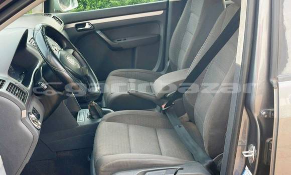 Acheter Occasion Voiture Volkswagen Touran Autre à Douala, Littoral Cameroon Acheter Occasion Voiture Volkswagen Touran Autre à Douala, Littoral Cameroon