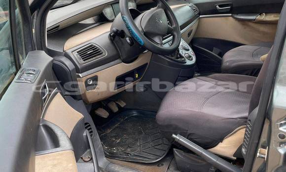 Acheter Occasion Voiture Peugeot 807 Autre à Ambam, South Cameroon Acheter Occasion Voiture Peugeot 807 Autre à Ambam, South Cameroon