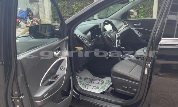 Sayi Imported Hyundai Santa Fe Black Mota in Douala a Ƙasar Kamaru Sayi Imported Hyundai Santa Fe Black Mota in Douala a Ƙasar Kamaru