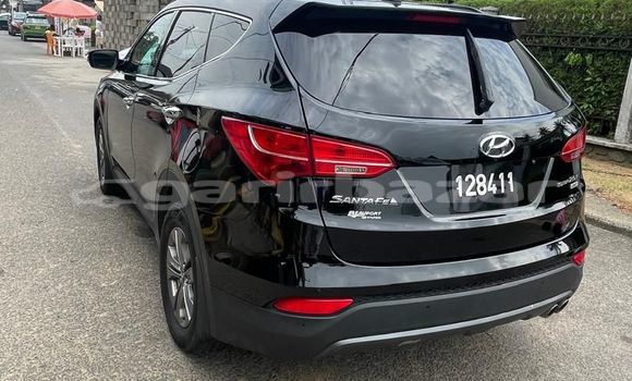 Sayi Imported Hyundai Santa Fe Black Mota in Douala a Ƙasar Kamaru Sayi Imported Hyundai Santa Fe Black Mota in Douala a Ƙasar Kamaru