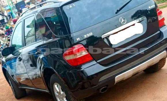 Acheter Occasion Voiture Mercedes Viano Noir à Yaoundé, Central Cameroon