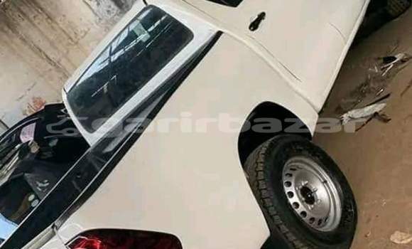 Buy Used Toyota Pickup White Car in Yaounde in Central Cameroon