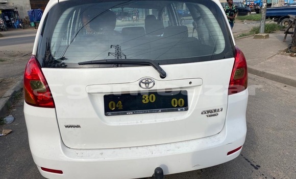 Acheter Neuf Voiture Toyota Corolla Verso Blanc à Douala, Littoral Cameroon Acheter Neuf Voiture Toyota Corolla Verso Blanc à Douala, Littoral Cameroon