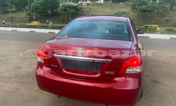 Acheter Occasion Voiture Toyota Yaris Rouge à Yaoundé, Central Cameroon Acheter Occasion Voiture Toyota Yaris Rouge à Yaoundé, Central Cameroon