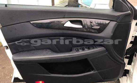 Buy Used Mercedes‒Benz CLS–Class White Car in Yaounde in Central Cameroon Buy Used Mercedes‒Benz CLS–Class White Car in Yaounde in Central Cameroon