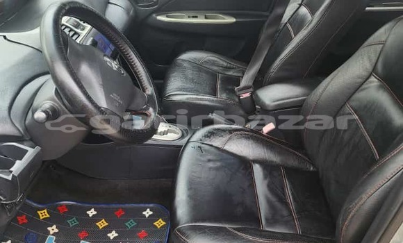 Buy Used Toyota Yaris Silver Car in Douala in Littoral Cameroon Buy Used Toyota Yaris Silver Car in Douala in Littoral Cameroon