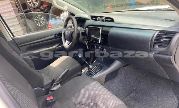 Acheter Occasion Voiture Toyota Hilux Blanc à Douala, Littoral Cameroon Acheter Occasion Voiture Toyota Hilux Blanc à Douala, Littoral Cameroon