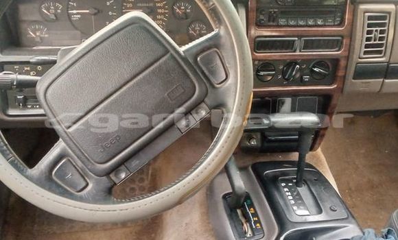 Acheter Occasion Voiture Jeep Cherokee Autre à Yaoundé, Central Cameroon Acheter Occasion Voiture Jeep Cherokee Autre à Yaoundé, Central Cameroon