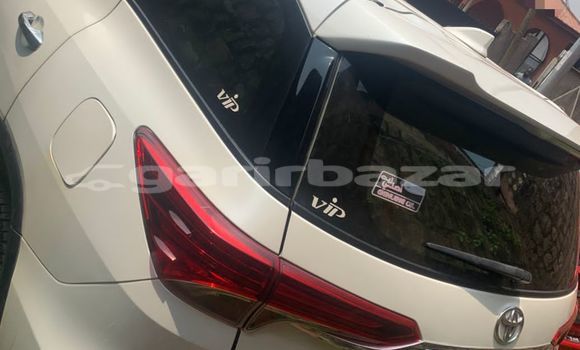 Buy Used Toyota Fortuner White Car in Yaounde in Central Cameroon Buy Used Toyota Fortuner White Car in Yaounde in Central Cameroon