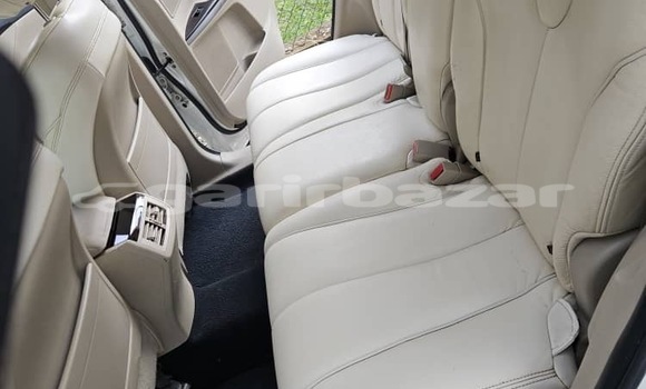 Acheter Occasion Voiture Toyota Venza Blanc à Yaoundé, Central Cameroon Acheter Occasion Voiture Toyota Venza Blanc à Yaoundé, Central Cameroon