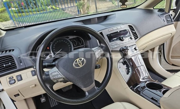 Acheter Occasion Voiture Toyota Venza Blanc à Yaoundé, Central Cameroon Acheter Occasion Voiture Toyota Venza Blanc à Yaoundé, Central Cameroon