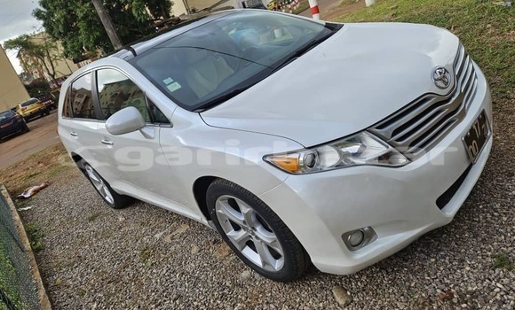 Acheter Occasion Voiture Toyota Venza Blanc à Yaoundé, Central Cameroon Acheter Occasion Voiture Toyota Venza Blanc à Yaoundé, Central Cameroon
