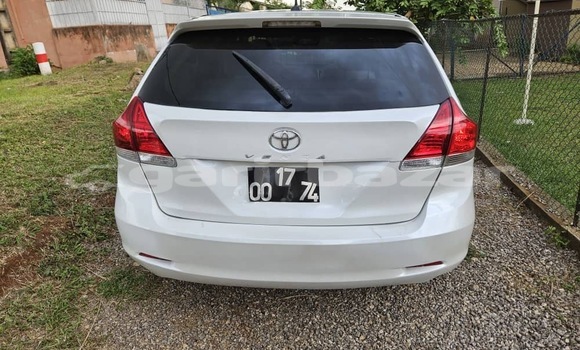 Acheter Occasion Voiture Toyota Venza Blanc à Yaoundé, Central Cameroon Acheter Occasion Voiture Toyota Venza Blanc à Yaoundé, Central Cameroon