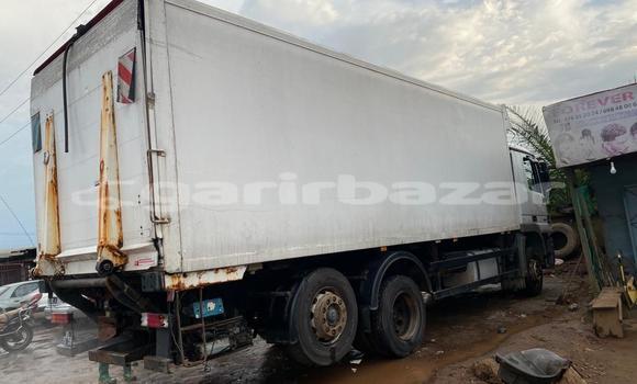 Acheter Import Utilitaire Mercedes‒Benz 2538 Blanc à Douala, Littoral Cameroon Acheter Import Utilitaire Mercedes‒Benz 2538 Blanc à Douala, Littoral Cameroon