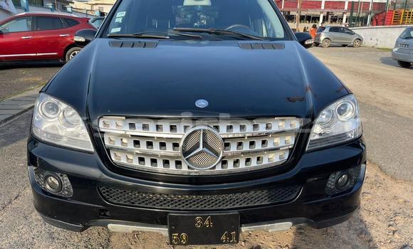 Buy Used Mercedes‒Benz ML–Class Black Car in Douala in Littoral Cameroon Buy Used Mercedes‒Benz ML–Class Black Car in Douala in Littoral Cameroon
