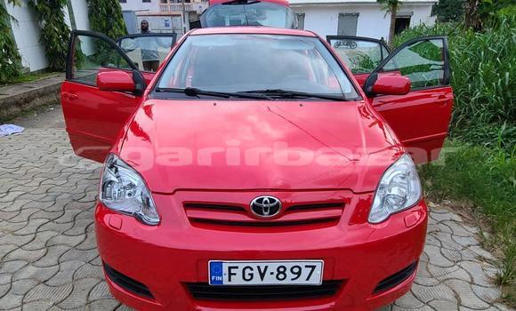 Sayi Imported Toyota Corolla Red Mota in Douala a Ƙasar Kamaru Sayi Imported Toyota Corolla Red Mota in Douala a Ƙasar Kamaru