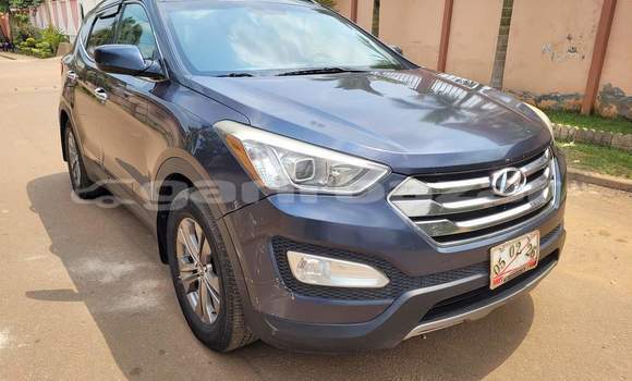 Acheter Occasion Voiture Hyundai Santa Fe Noir à Yaoundé, Central Cameroon Acheter Occasion Voiture Hyundai Santa Fe Noir à Yaoundé, Central Cameroon