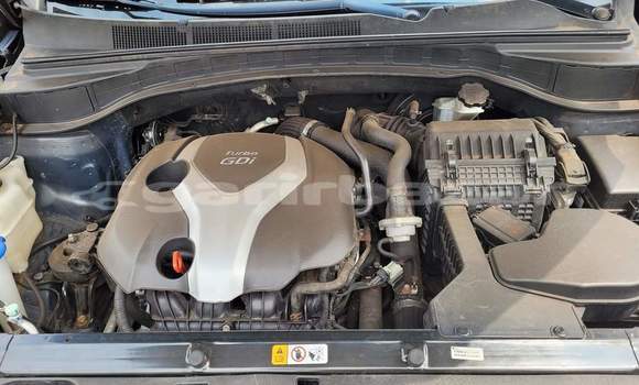 Acheter Occasion Voiture Hyundai Santa Fe Noir à Yaoundé, Central Cameroon Acheter Occasion Voiture Hyundai Santa Fe Noir à Yaoundé, Central Cameroon