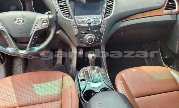 Buy Used Hyundai Santa Fe Black Car in Yaounde in Central Cameroon Buy Used Hyundai Santa Fe Black Car in Yaounde in Central Cameroon