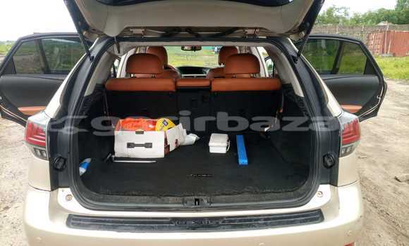 Sayi Na hannu Lexus RX 350 M Mota in Douala a Ƙasar Kamaru Sayi Na hannu Lexus RX 350 M Mota in Douala a Ƙasar Kamaru