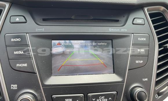 Sayi Imported Hyundai Santa Fe Black Mota in Douala a Ƙasar Kamaru Sayi Imported Hyundai Santa Fe Black Mota in Douala a Ƙasar Kamaru