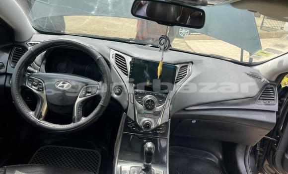 Sayi Na hannu Hyundai Azera Black Mota in Douala a Ƙasar Kamaru Sayi Na hannu Hyundai Azera Black Mota in Douala a Ƙasar Kamaru