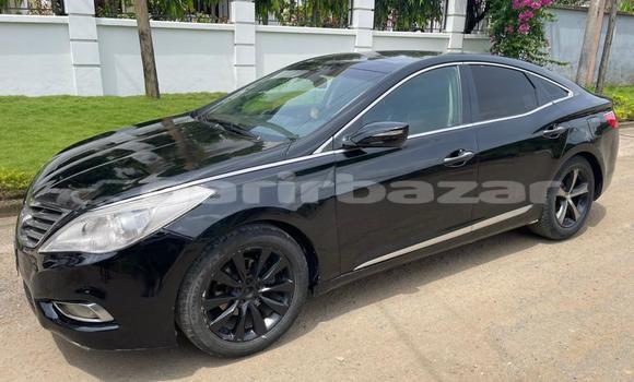 Buy Used Hyundai Azera Black Car in Douala in Littoral Cameroon Buy Used Hyundai Azera Black Car in Douala in Littoral Cameroon